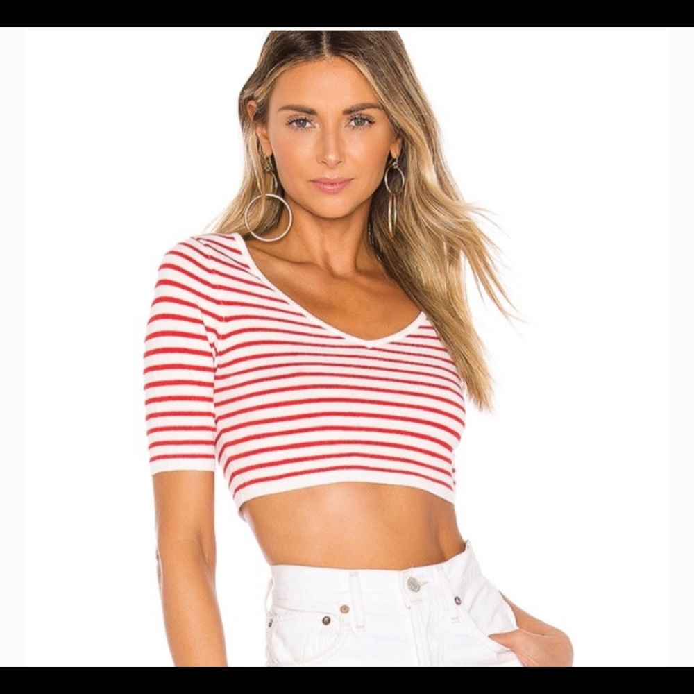 House of Harlow 1960 red & white sweater crop top!